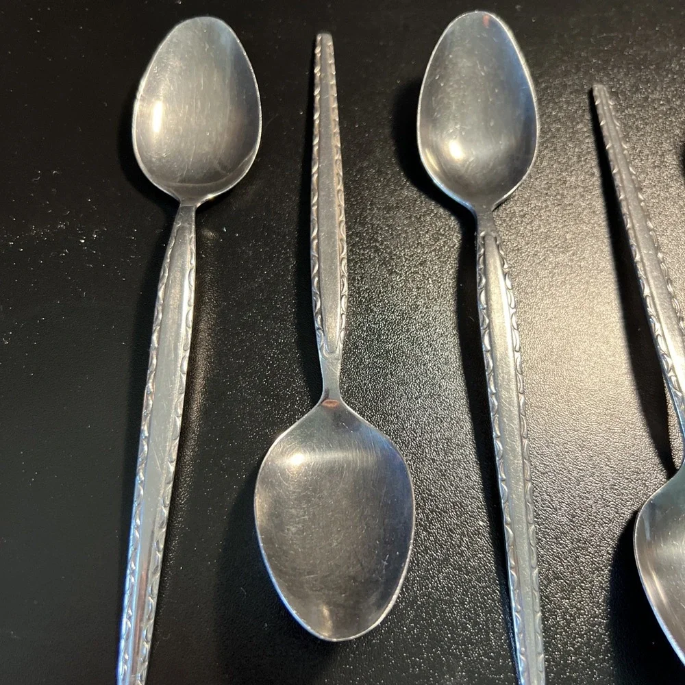 Lot of 6 Rogers Co Stanley Roberts ENSENADA Soup Spoons Stainless Flatware 7.75